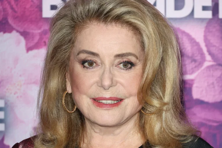 Catherine Deneuve Fortune
