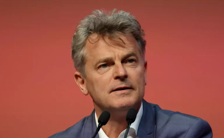 Fabien Roussel fortune