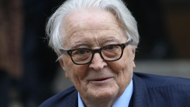 Roland Dumas fortune